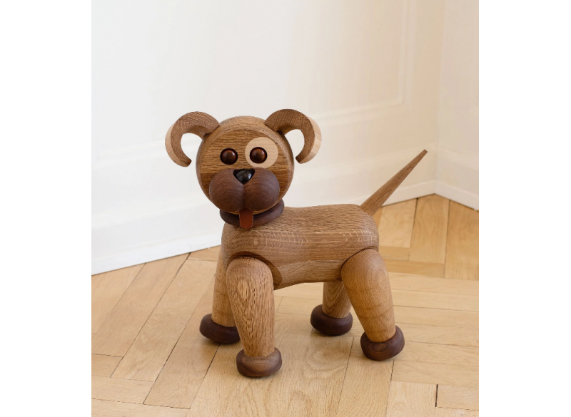 Hunden Happy XL eg valnød ask