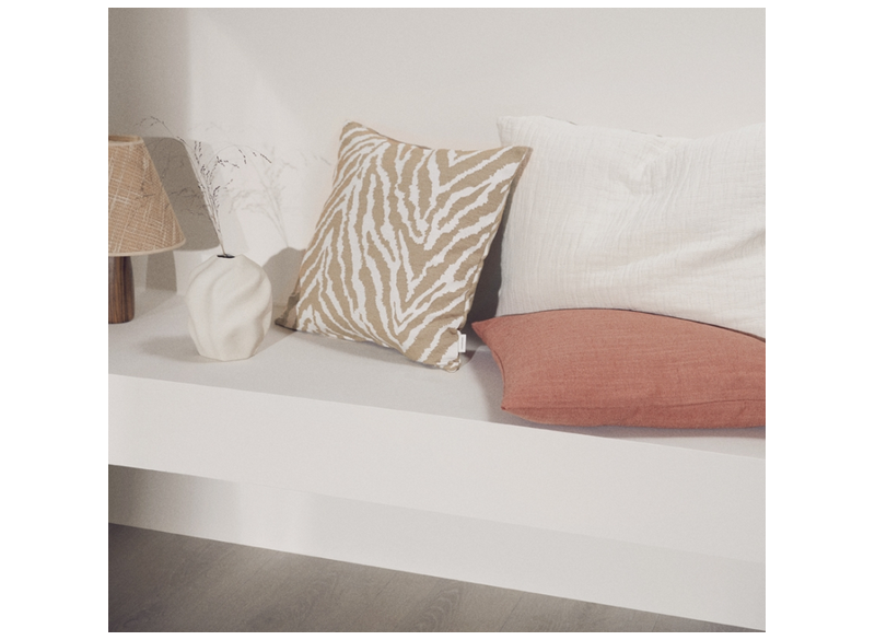 Pude Vulcano 45x45cm