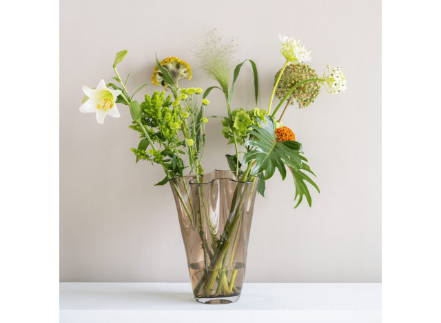 Flower Vase Waves Glass Taupe