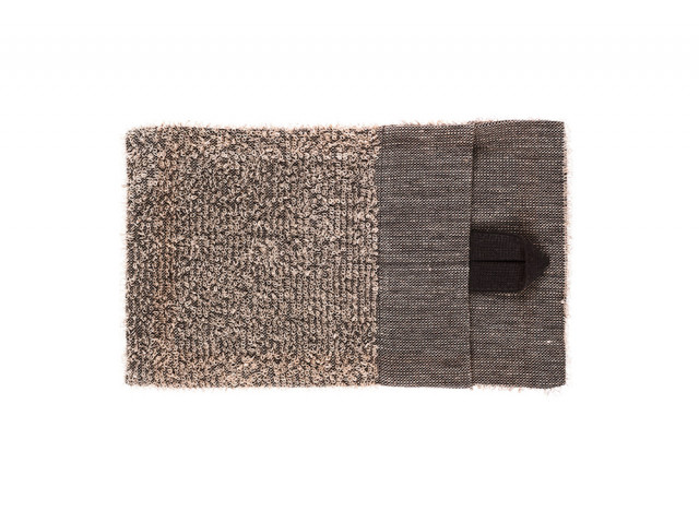 Scrub glove in linnen